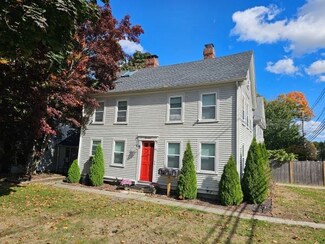 17 Andover St Unit 1, Georgetown, MA 01833