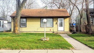 727 Mount St, Gary, IN 46406
