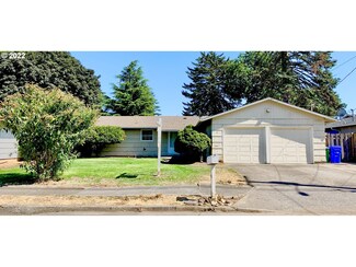 18 SE 195th Ave, Portland, OR 97233
