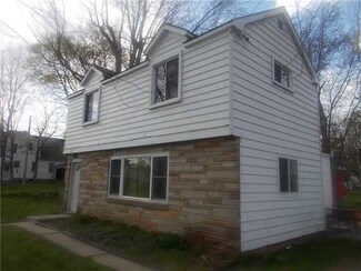 519 Cherry St, Wauseon, OH 43567