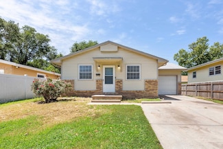 2751 Fairmount St, Wichita, KS 67220