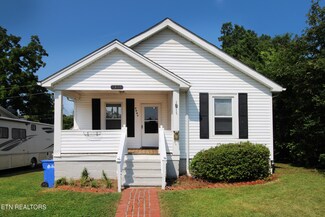 1361 Dalton St, Alcoa, TN 37701