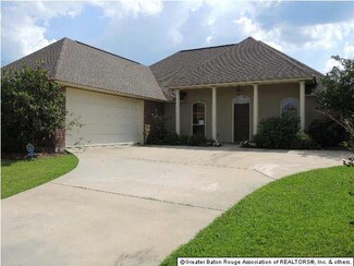 4033 Driftwood Dr, Zachary, LA 70791