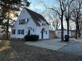 408 N Water St, Potosi, MO 63664