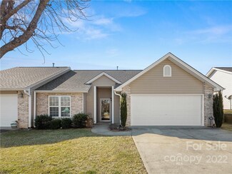 94 Sunny Meadows Blvd, Arden, NC 28704