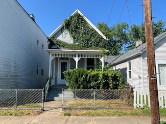 203 W 69th St, Cincinnati, OH 45216