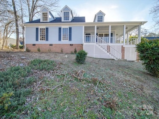 5618 All Saints Ln, Charlotte, NC 28226