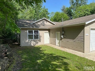 1221 N Lindbergh Dr, Bloomington, IN 47404