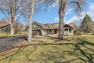 603 20th St N, Sartell, MN 56377