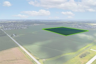 39.69 Acres M/L N Center Point Rd, Robins, IA 52328