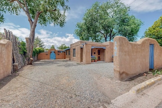 142 Duran St, Santa Fe, NM 87501