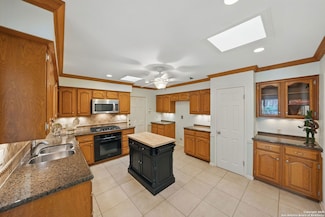 203 Pike Rd, San Antonio, TX 78209