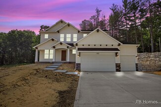 8155 Honeysuckle Hill Ct, Grand Rapids, MI 49512