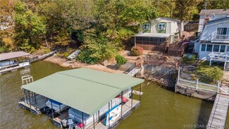 26251 Santa Barbara Dr, Edwards, MO 65326