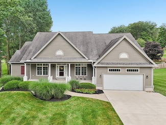 1172 Berwyn Ln, Newark, OH 43055