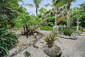 1151 Lancer Ln, Tarpon Springs, FL 34689