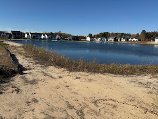 4649 Hidden Ridge Dr, Hudsonville, MI 49426