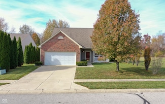 6626 Clary Circle Dr, Greenwood, IN 46143