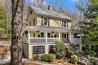 305 N Carolina Terrace, Black Mountain, NC 28711