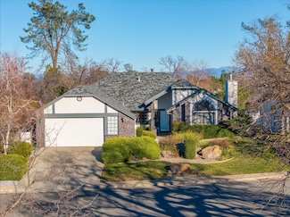 1863 Gold Hills Dr, Redding, CA 96003