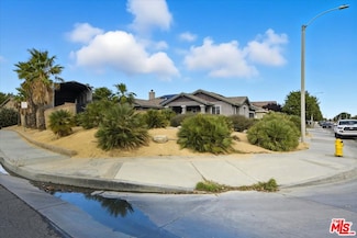 6223 W Avenue j12, Lancaster, CA 93536