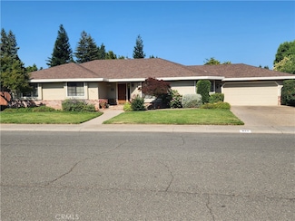 833 Saint Amant Dr, Chico, CA 95926