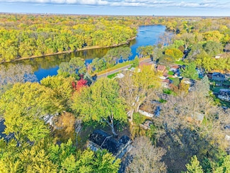 681 Glencoe St NE, Minneapolis, MN 55432