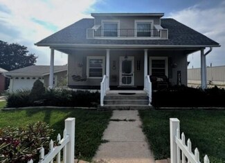 104 2nd Ave SW, Spring Grove, MN 55974