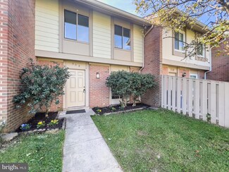 508 Early Fall Ct, Herndon, VA 20170