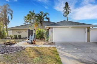 4324 Eastwood Dr, Sarasota, FL 34232