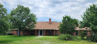 662 County Road 113, Whitesboro, TX 76273
