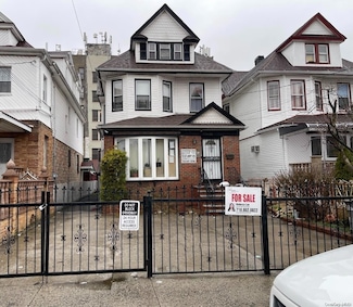 103-34 121st St, South Richmond Hill, NY 11419