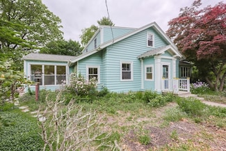 44 Huntington Ave, Sharon, MA 02067