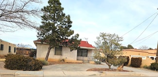2217 Meadow View Place NW, Albuquerque, NM 87104