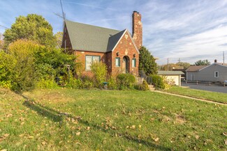 2797 W John Beers Rd, Stevensville, MI 49127