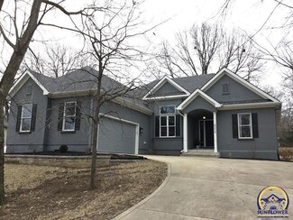 8073 Rock Creek Dr, Ozawkie, KS 66070
