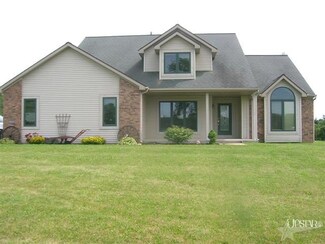 2424 E Baseline Rd, Albion, IN 46701