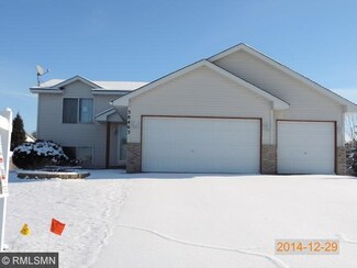 38463 Hillshire Ave, North Branch, MN 55056