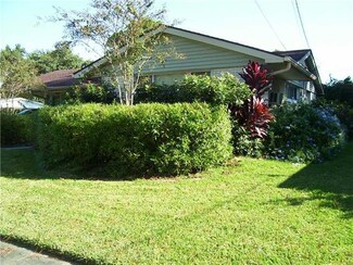 2917 Green Acres Rd, Metairie, LA 70003