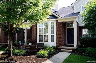 24202 Alexa Dr Unit 282, Walled Lake, MI 48390