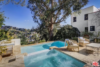 2644 Hollyridge Dr, Los Angeles, CA 90068