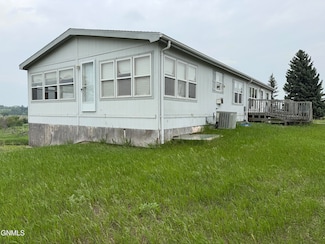 Contact Agent for Address, Menoken, ND 58558