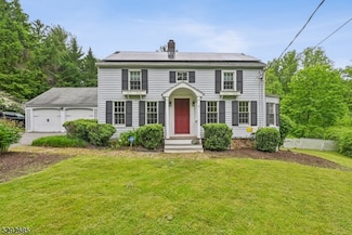 47 W Main St, Mendham Township, NJ 07926