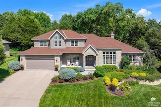 1108 Morgan Ln, Manhattan, KS 66503