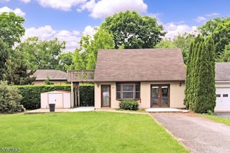 19 Ferro Monte Ave, Kenvil, NJ 07847