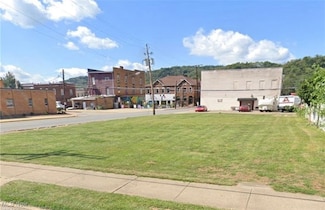 301 N 3rd St, Toronto, OH 43964