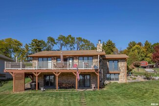 3659 Riverview Cir, Muscatine, IA 52761