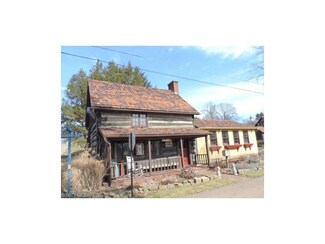 197 4th St, Bolivar, OH 44612