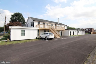 32 E Blaine St, Lansdale, PA 19446