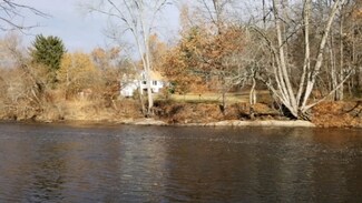 604 Douglas St, Manchester, NH 03102